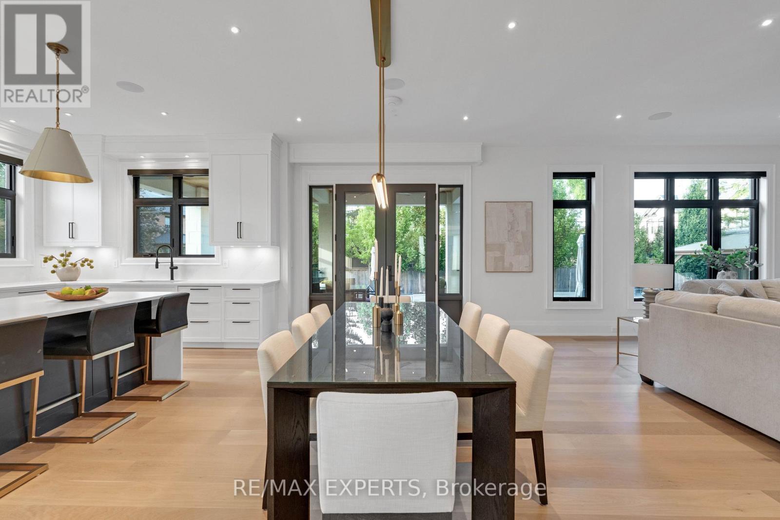 108 HOLLINGSWORTH DRIVE - 15