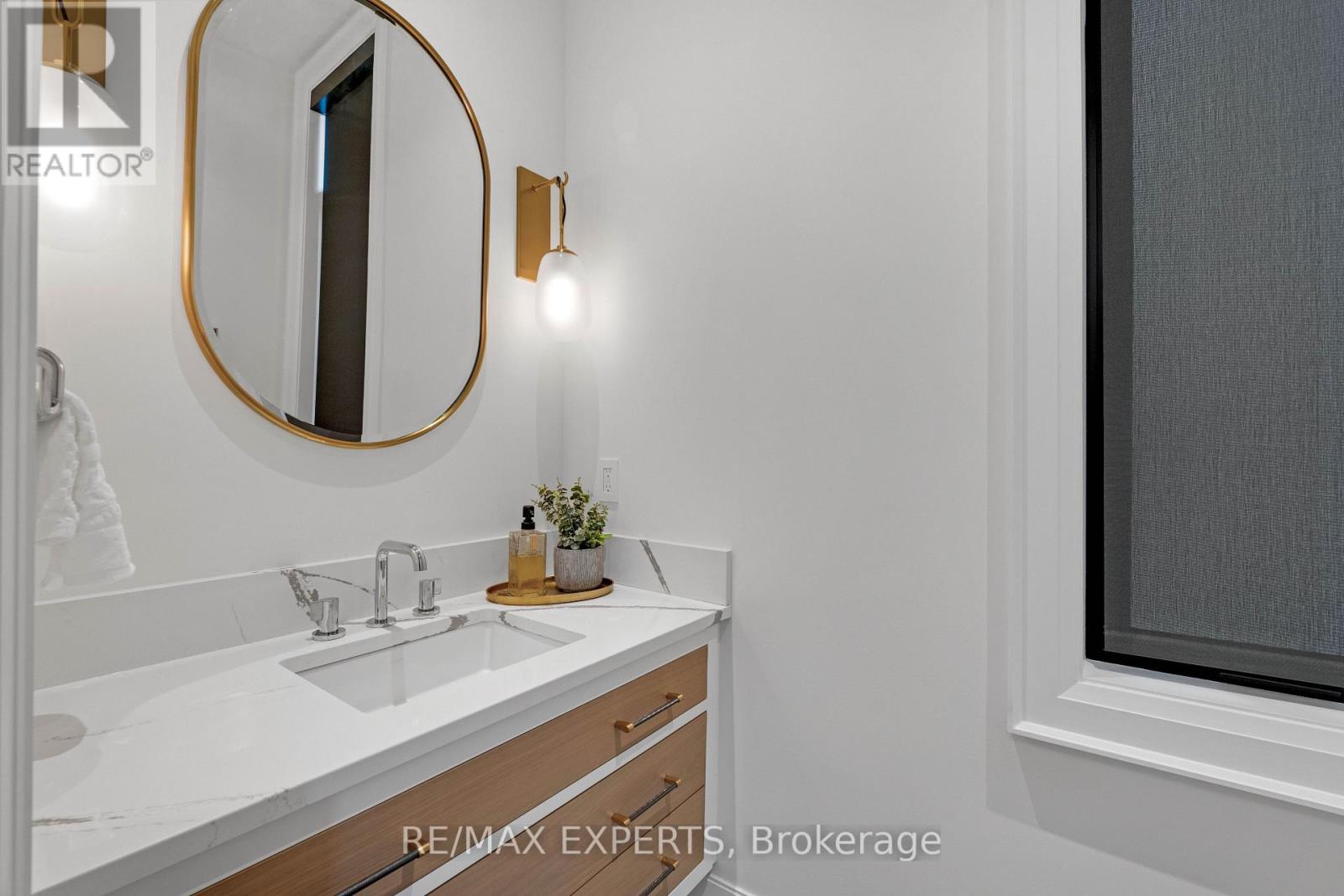 108 HOLLINGSWORTH DRIVE - 22