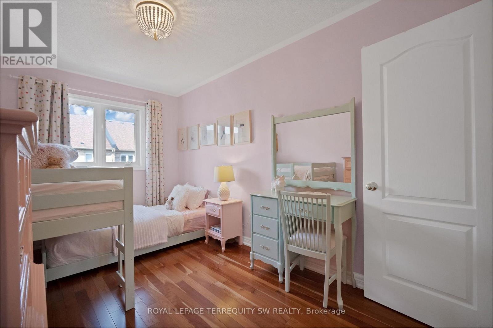 52 GOODE STREET - Image 27
