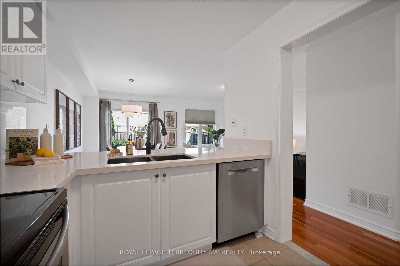 52 GOODE STREET - 7
