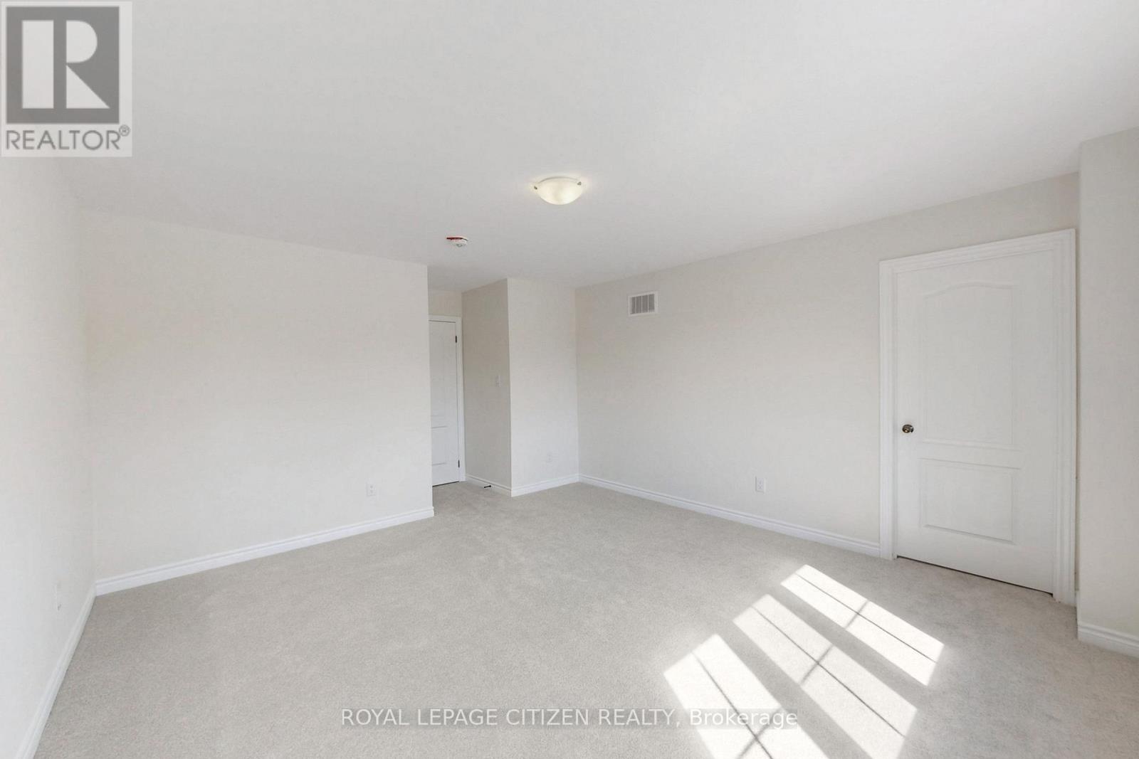 82 LAWRENCE D. PRIDHAM AVENUE - 37