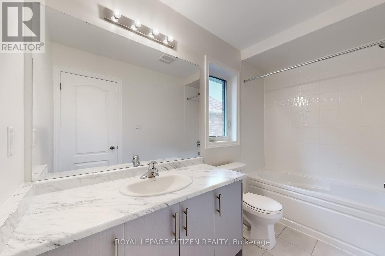 82 LAWRENCE D. PRIDHAM AVENUE - Image 39