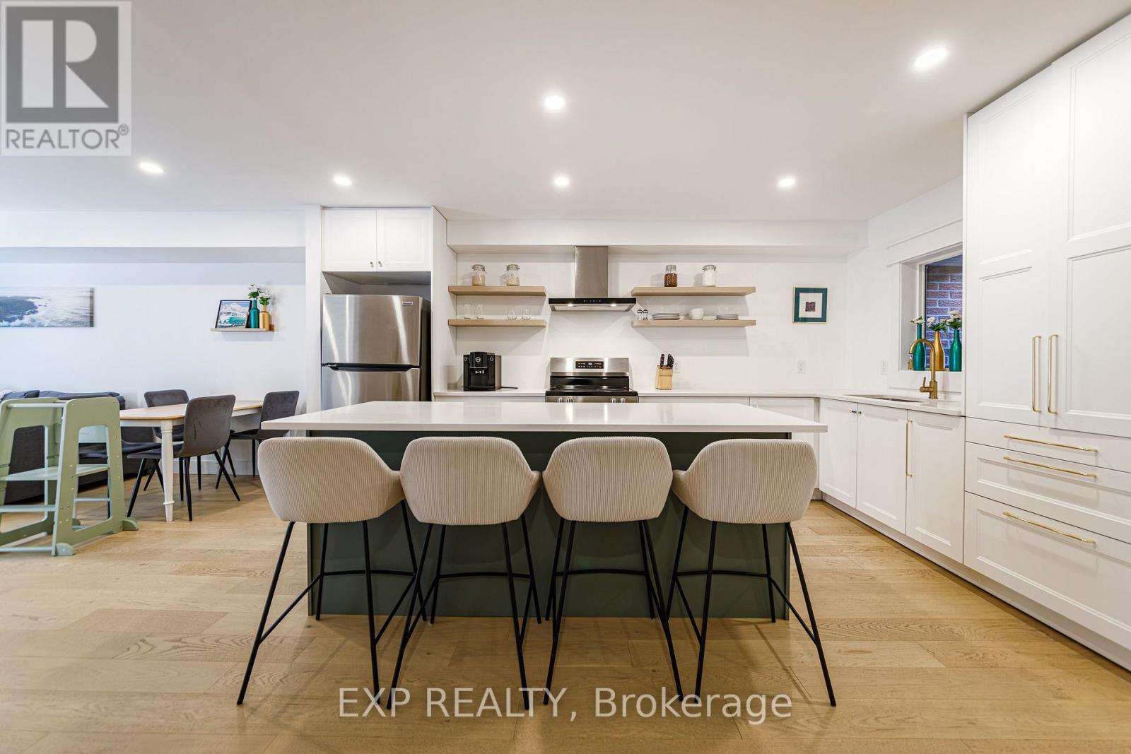 37 DIGNARD STREET - 6