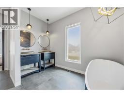 3476 Paul Crescent, Plympton Wyoming, ON N0N1E0 Photo 32
