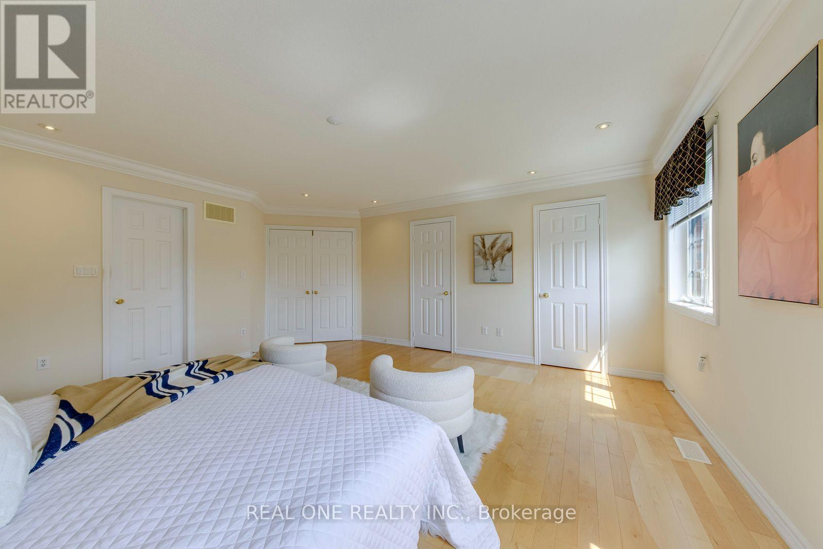 2298 SALCOME DRIVE - Image 32