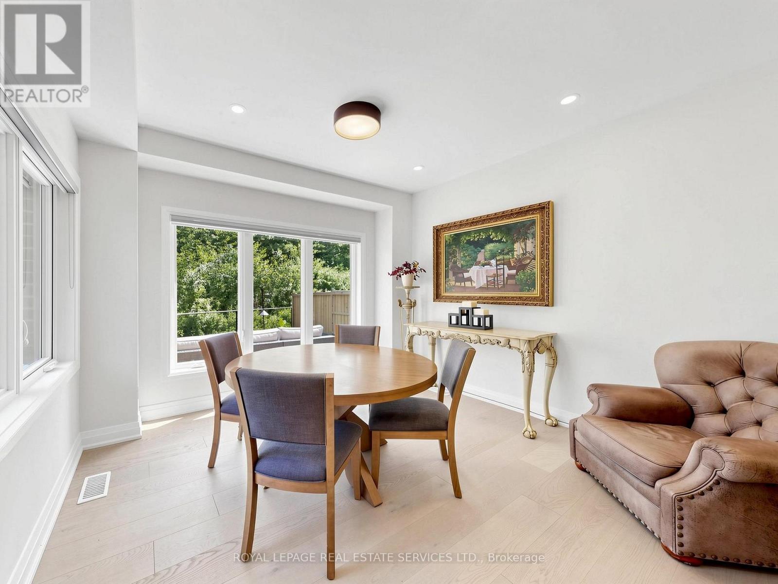 19 SUMMERBEAM WAY - 15