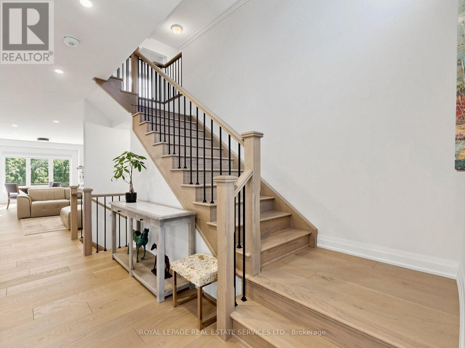 19 SUMMERBEAM WAY - 19