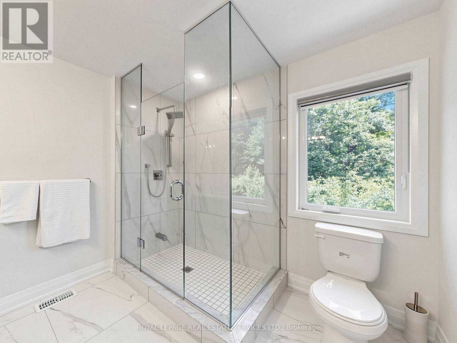 19 SUMMERBEAM WAY - Image 27