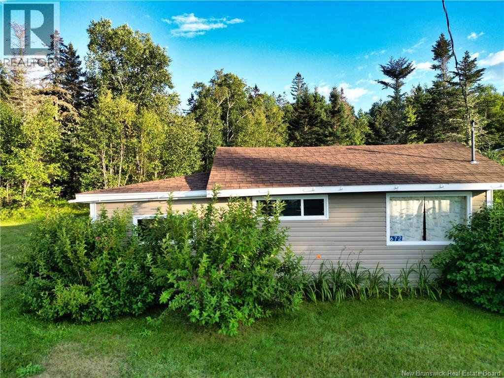 672 North Road - 17