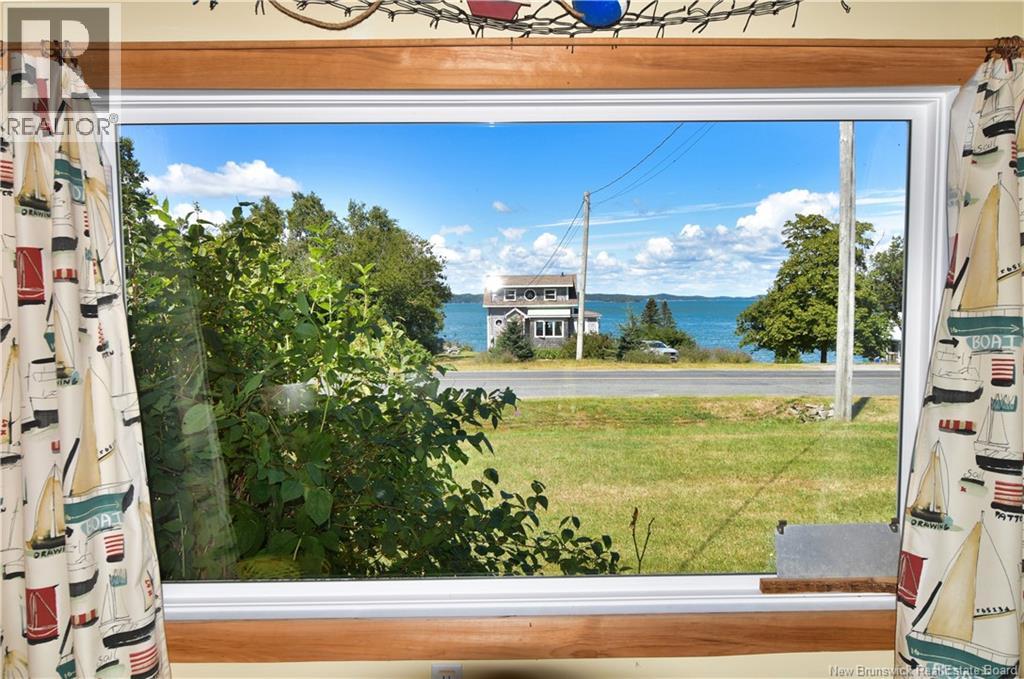672 North Road - 4