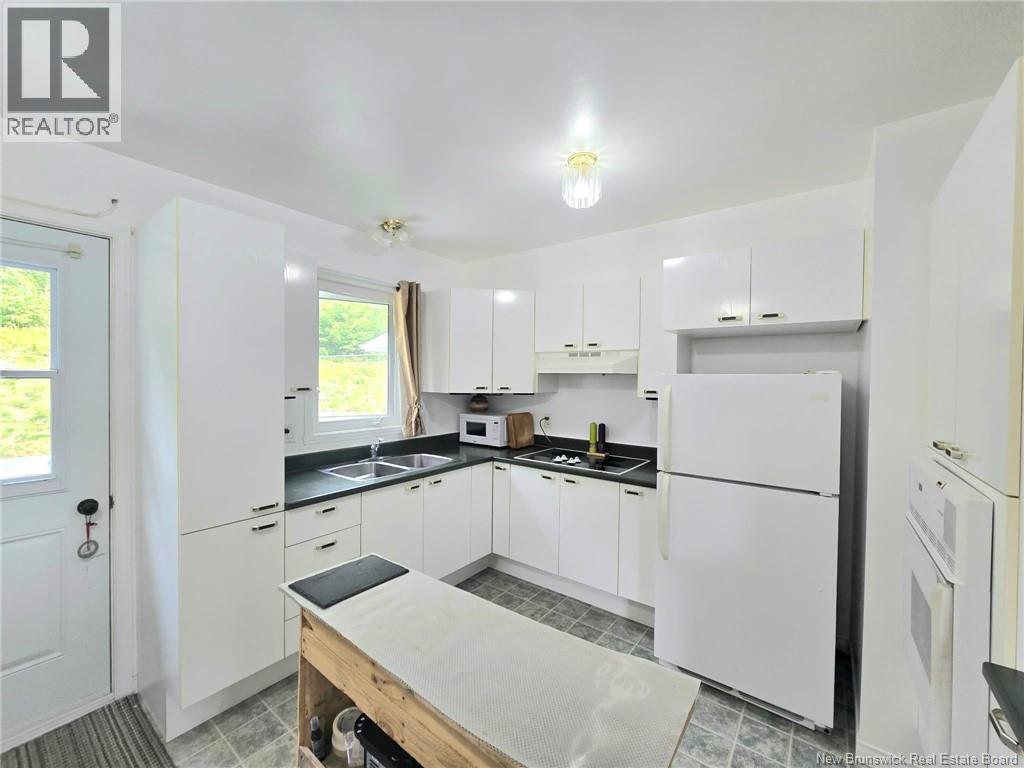 337 Howard Road - 4