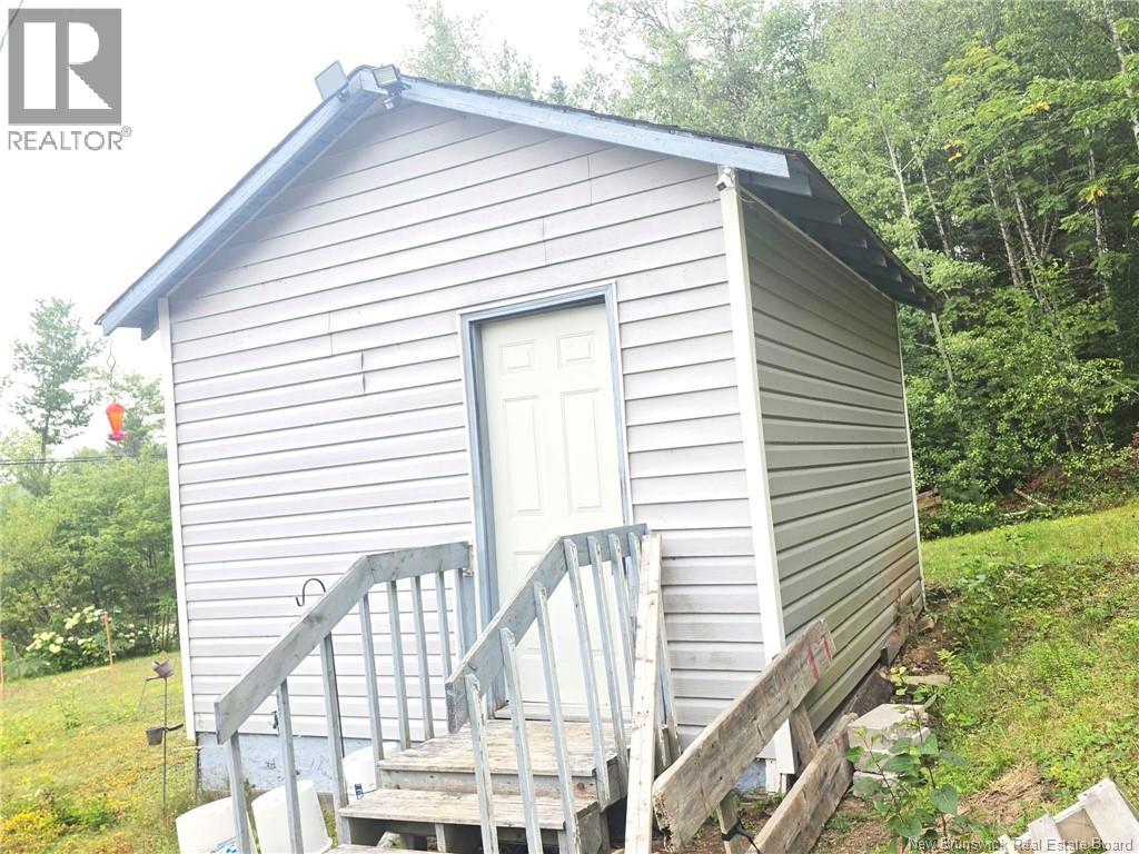 337 Howard Road - Image 20