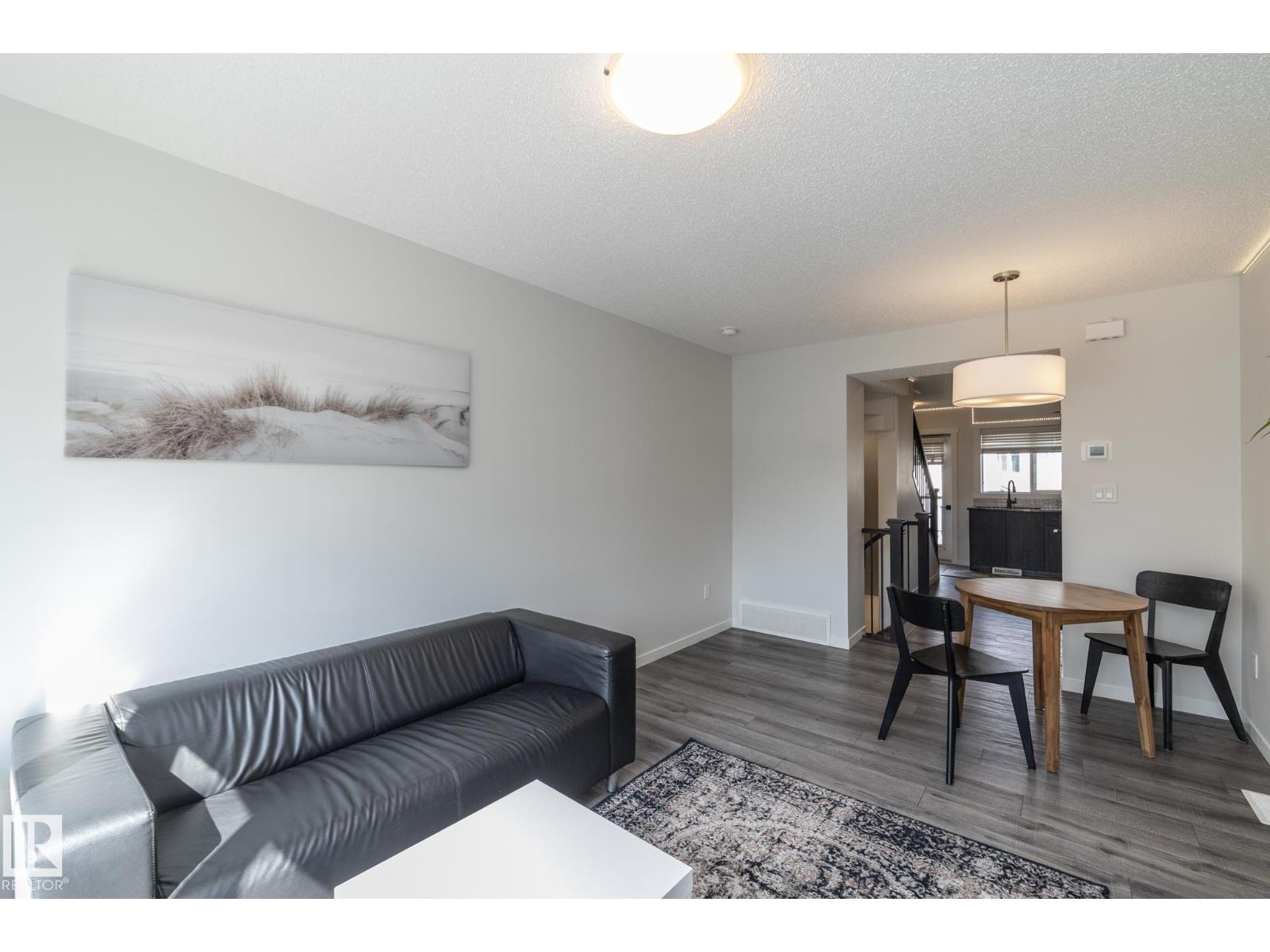 #28 1530 TAMARACK BV NW - 18