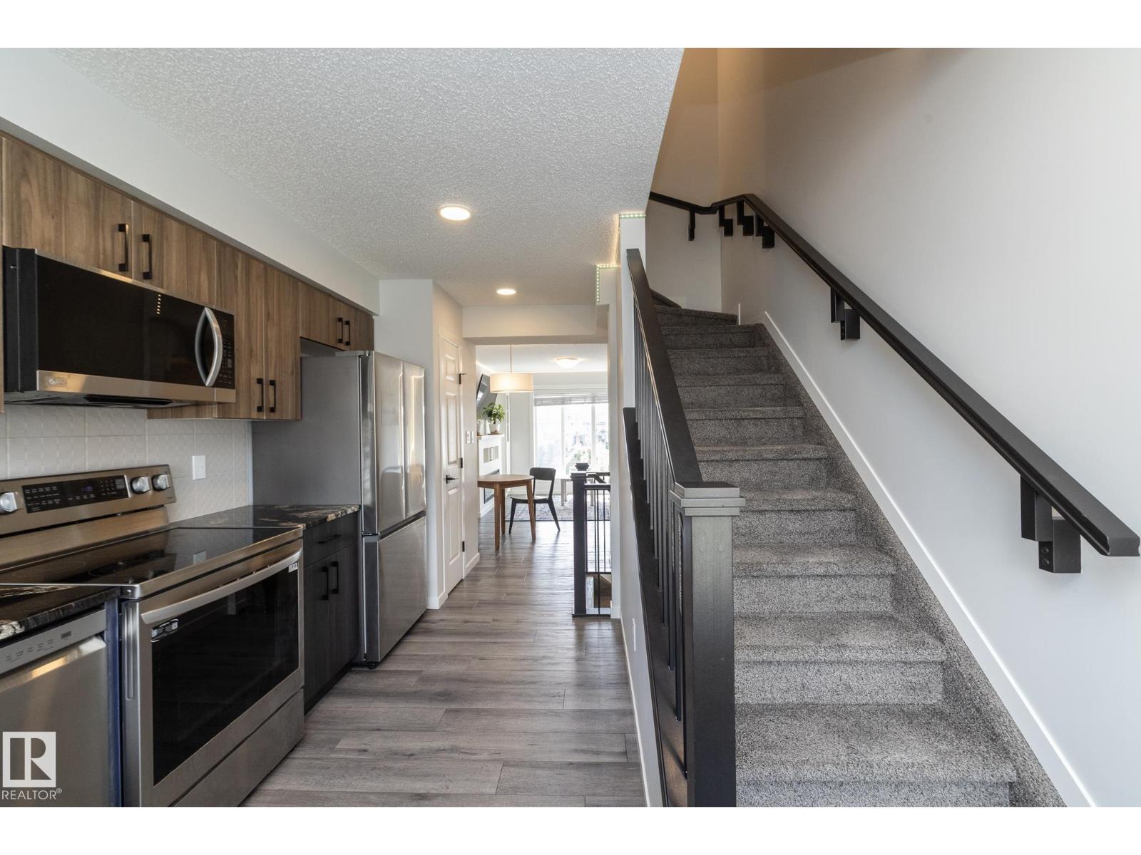#28 1530 TAMARACK BV NW - Image 20