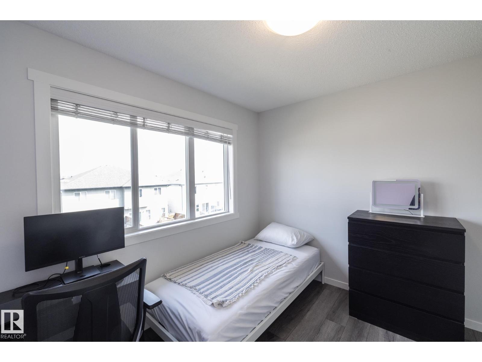 #28 1530 TAMARACK BV NW - 26