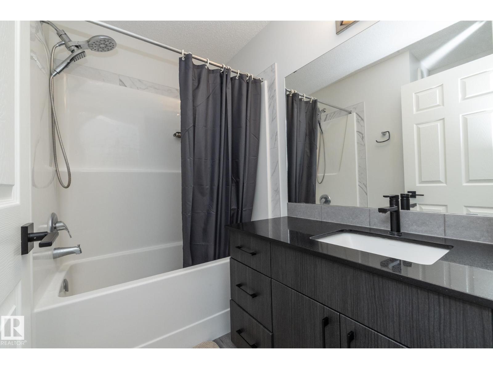#28 1530 TAMARACK BV NW - Image 27