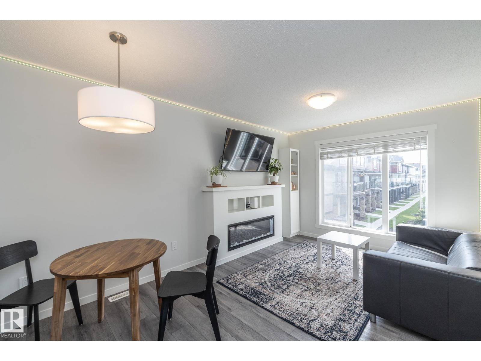 #28 1530 TAMARACK BV NW - Image 3
