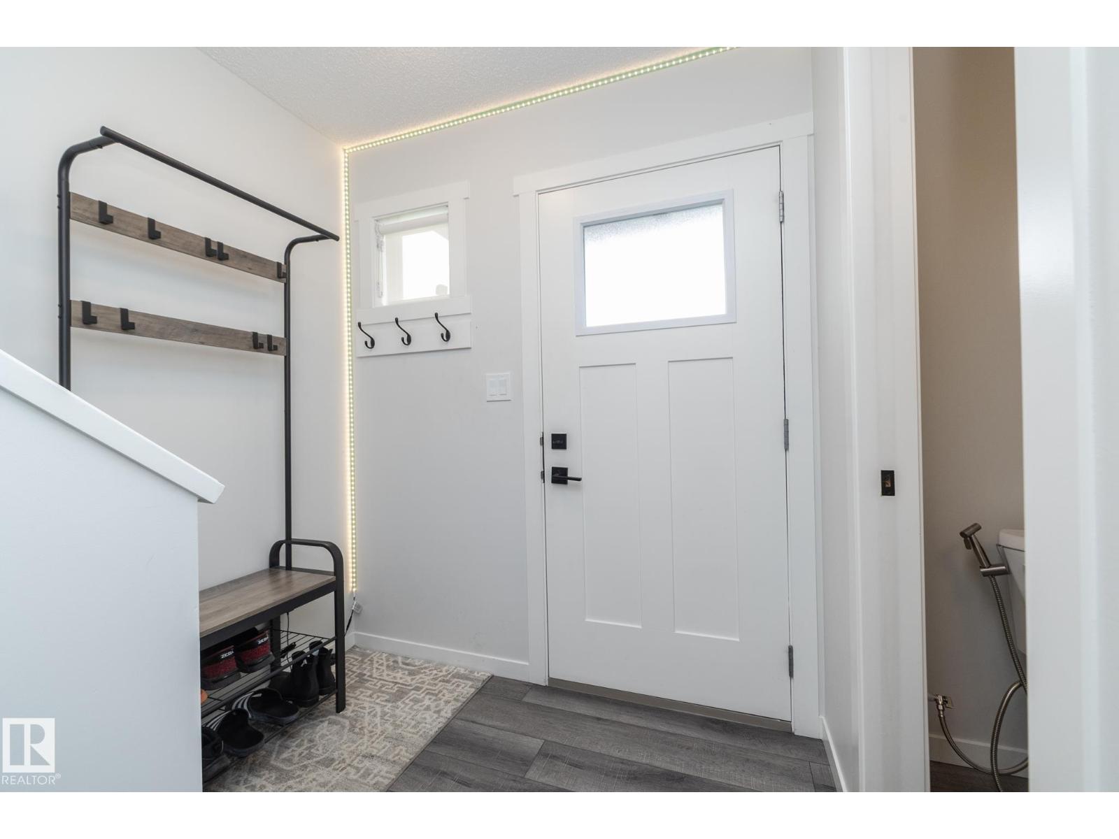 #28 1530 TAMARACK BV NW - Image 34