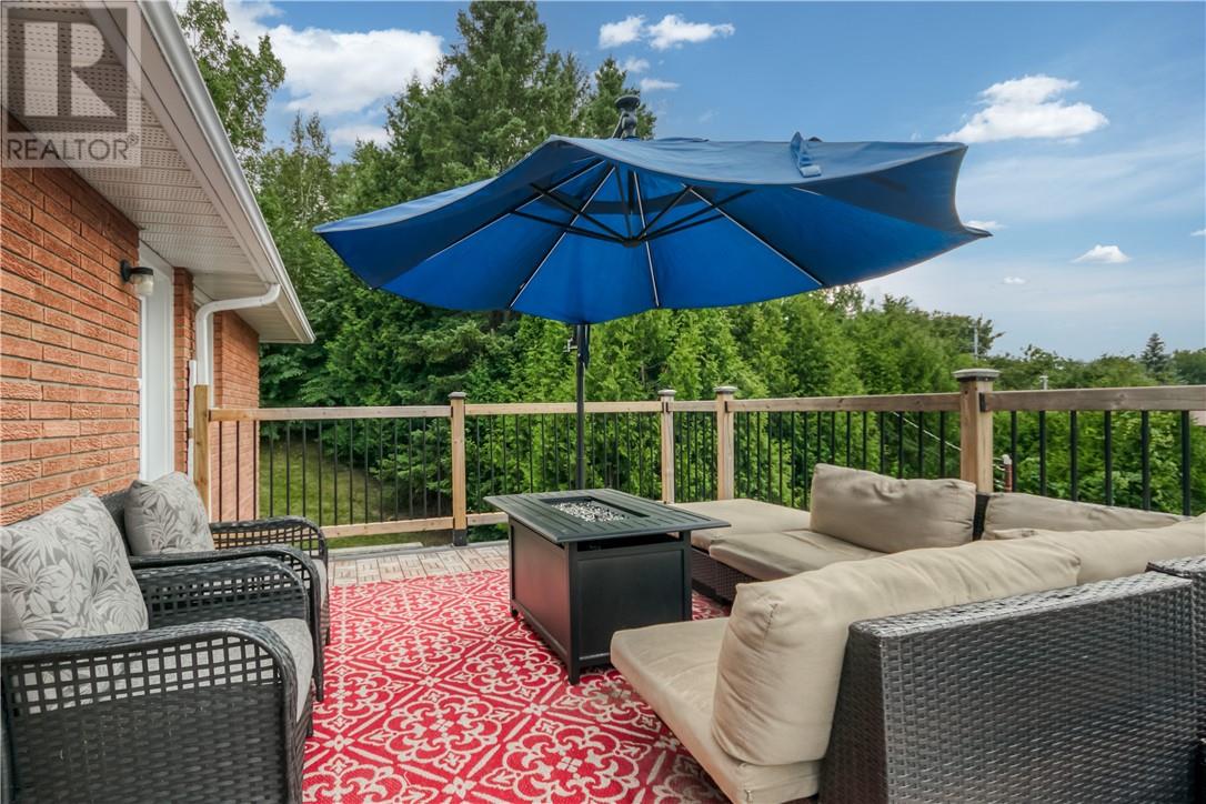 83 Lakeview Drive - 33