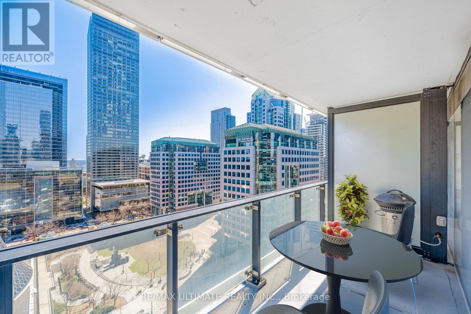 #1504 224 KING STREET W - 23
