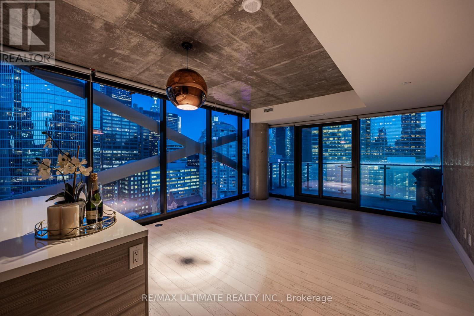 #1504 224 KING STREET W - 28