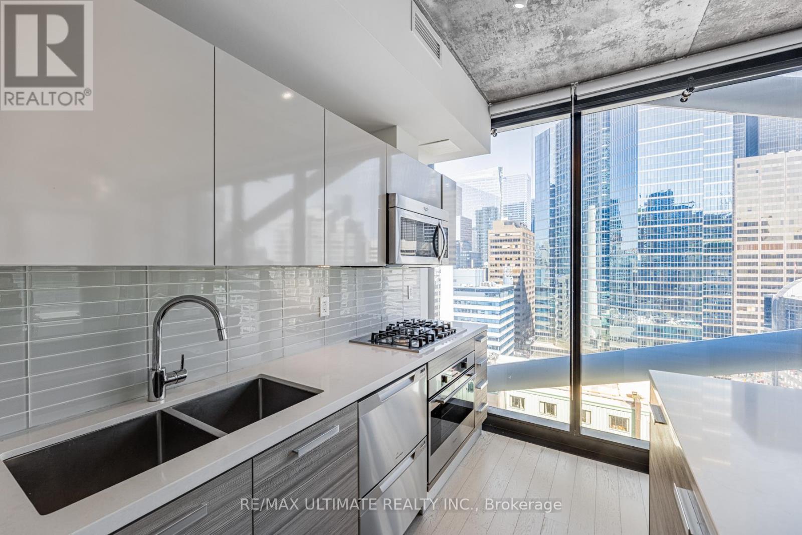 #1504 224 KING STREET W - 9
