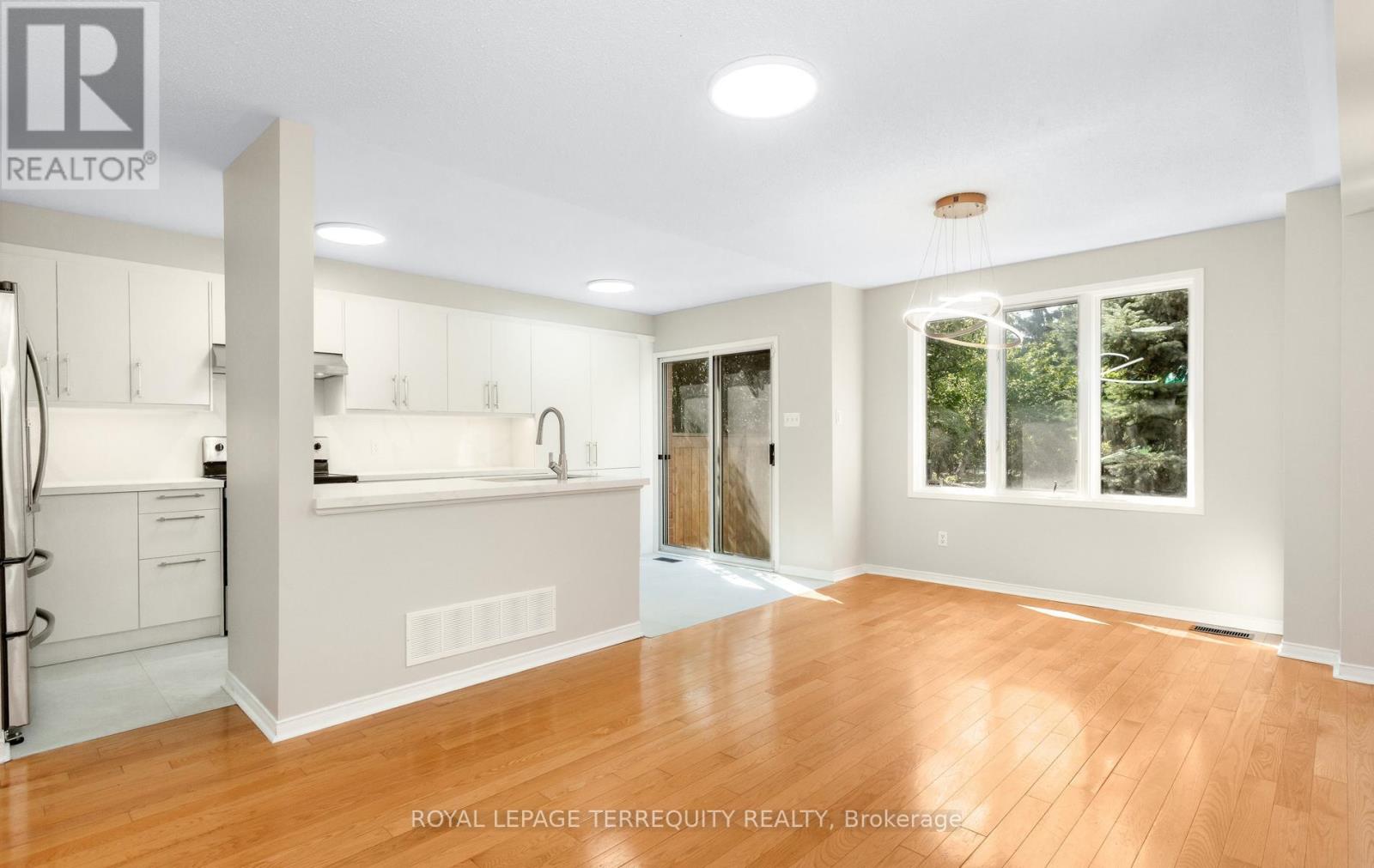 #50 5950 GLEN ERIN DRIVE - Image 11