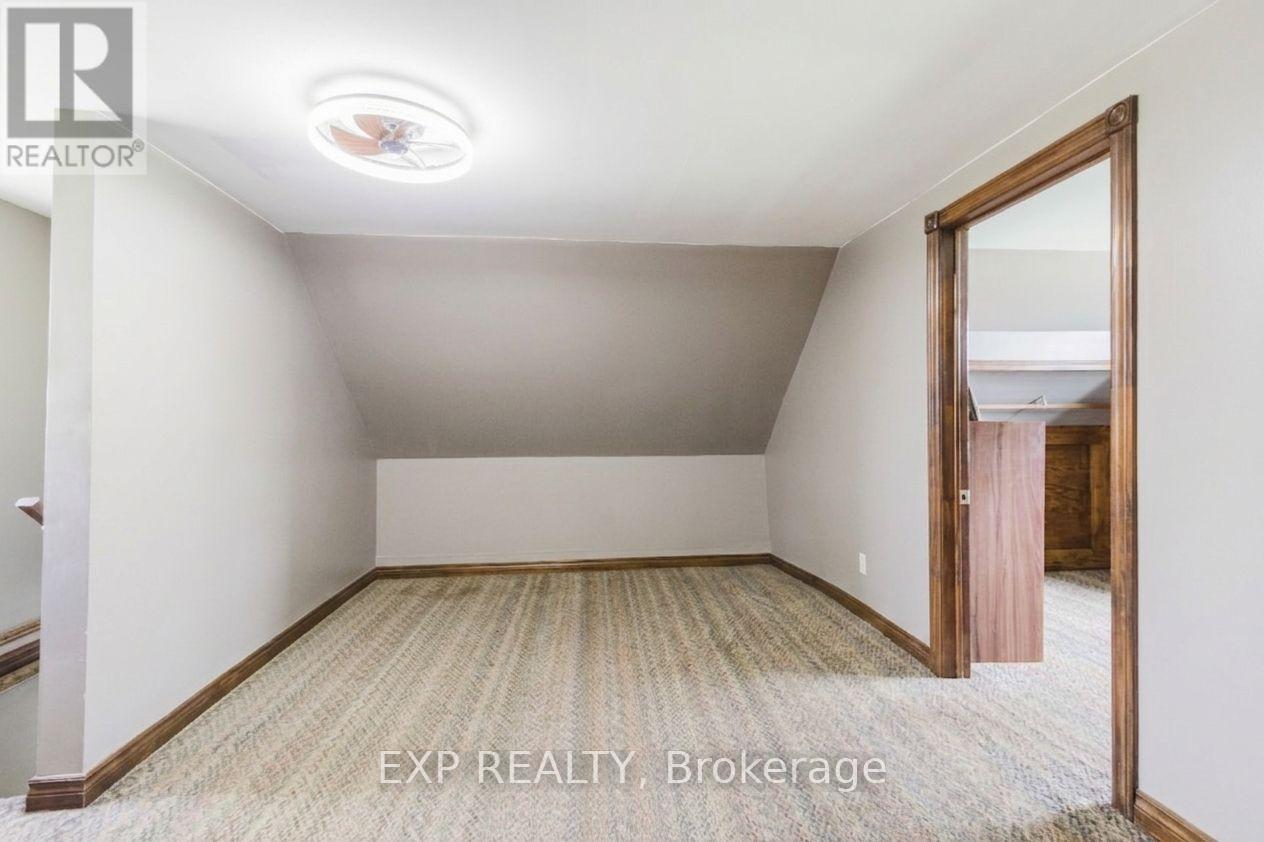 9819 ONIEDA ROAD - 17