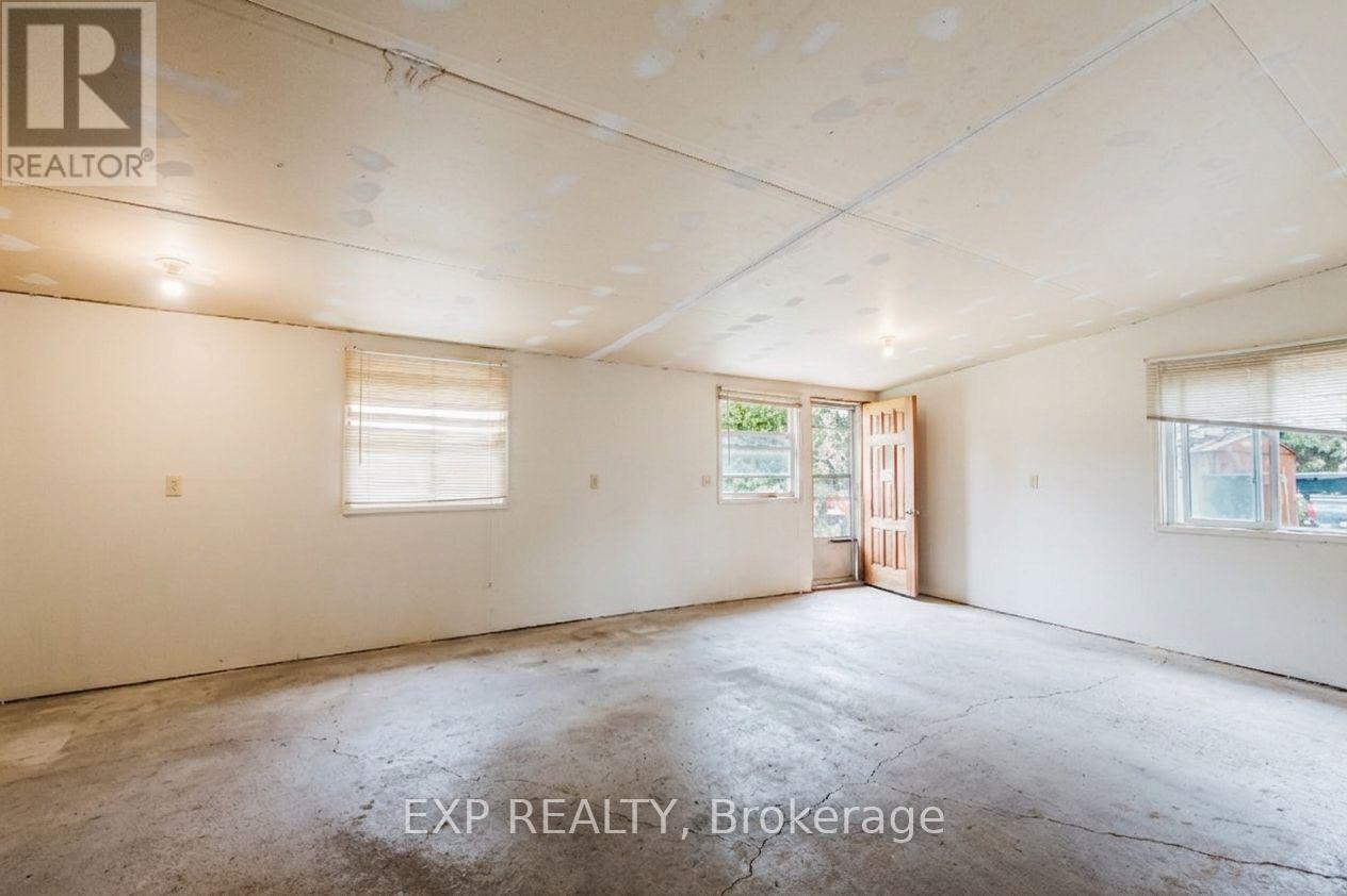 9819 ONIEDA ROAD - Image 20