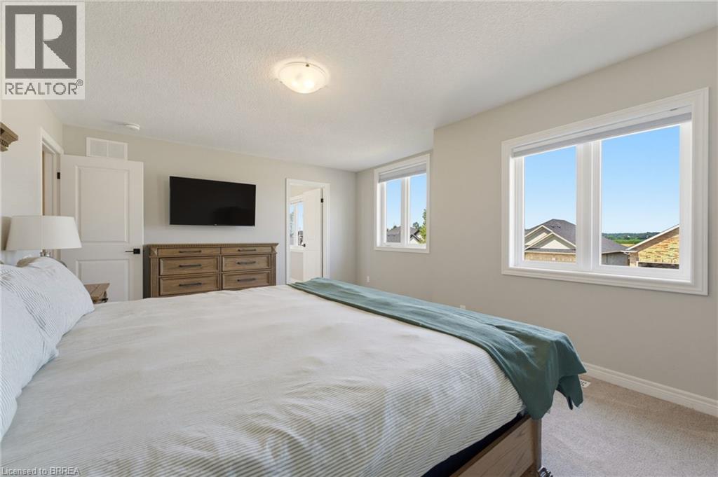 192 GIBBONS Street - 12