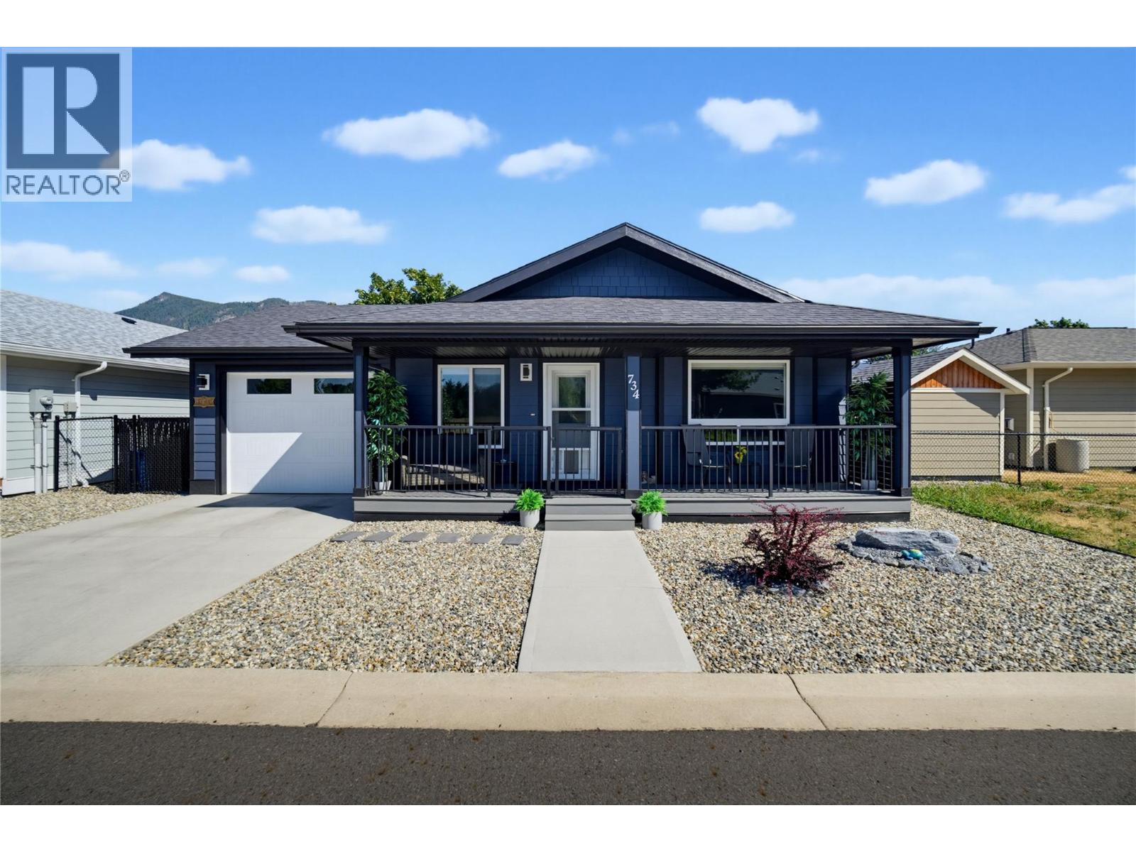 734 Elderberry Walk - 2