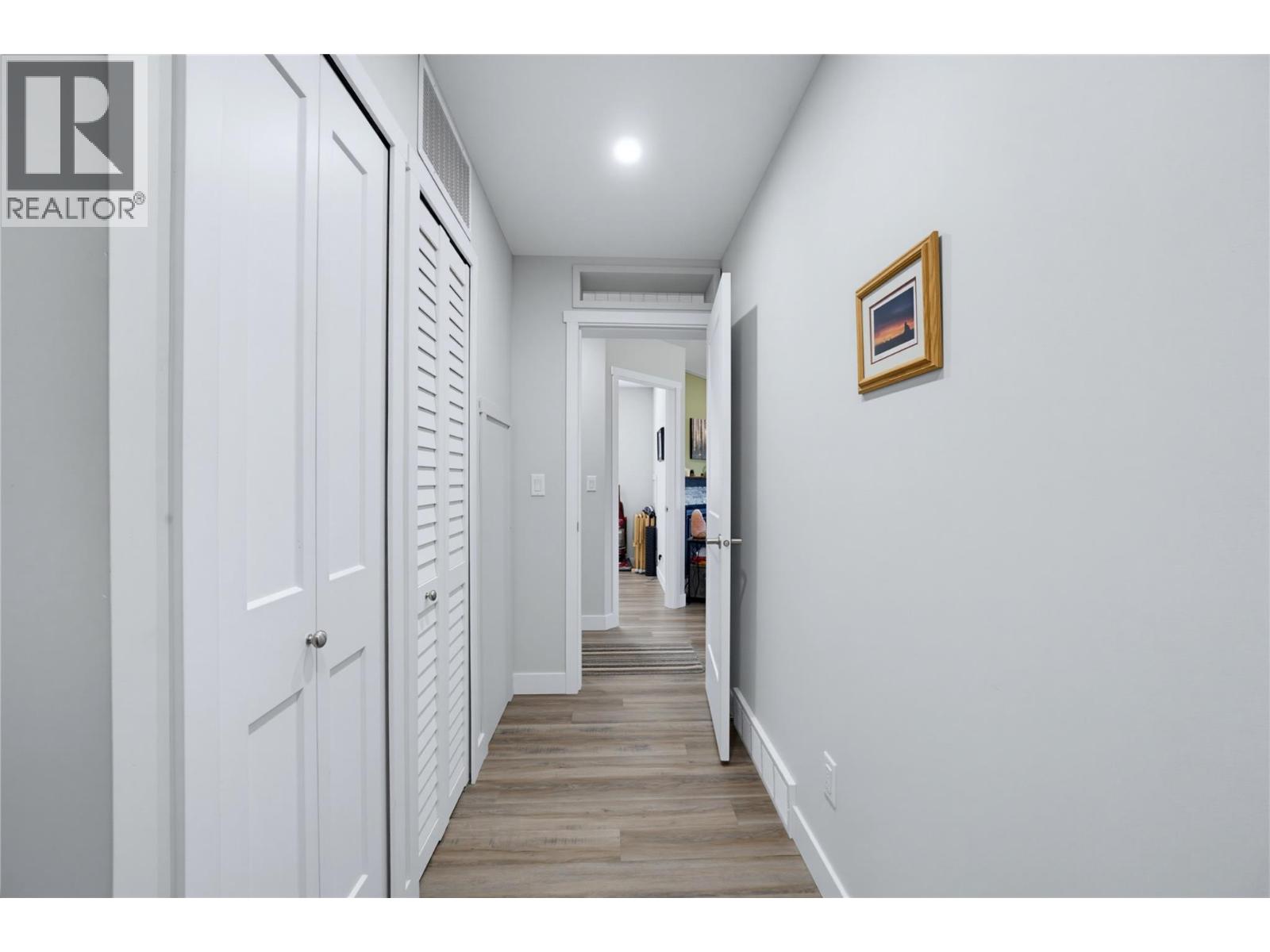 734 Elderberry Walk - 11
