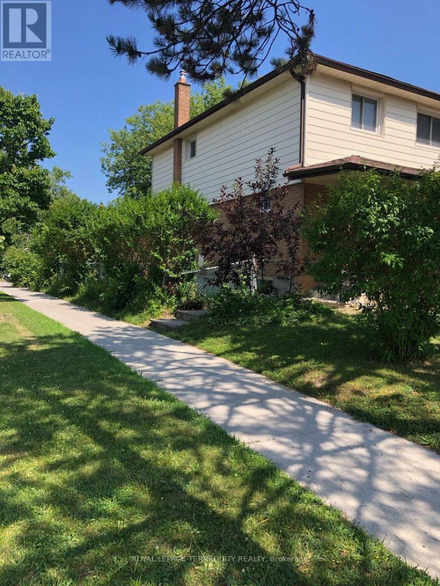 Photo of 211 Pineway Boulevard