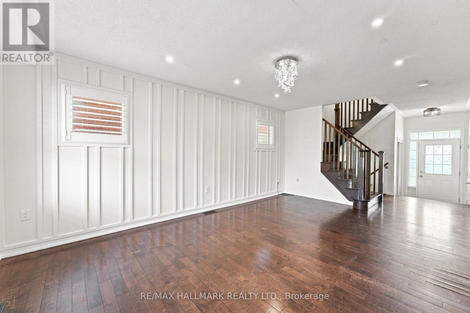 174 MILTROSE CRESCENT - 9