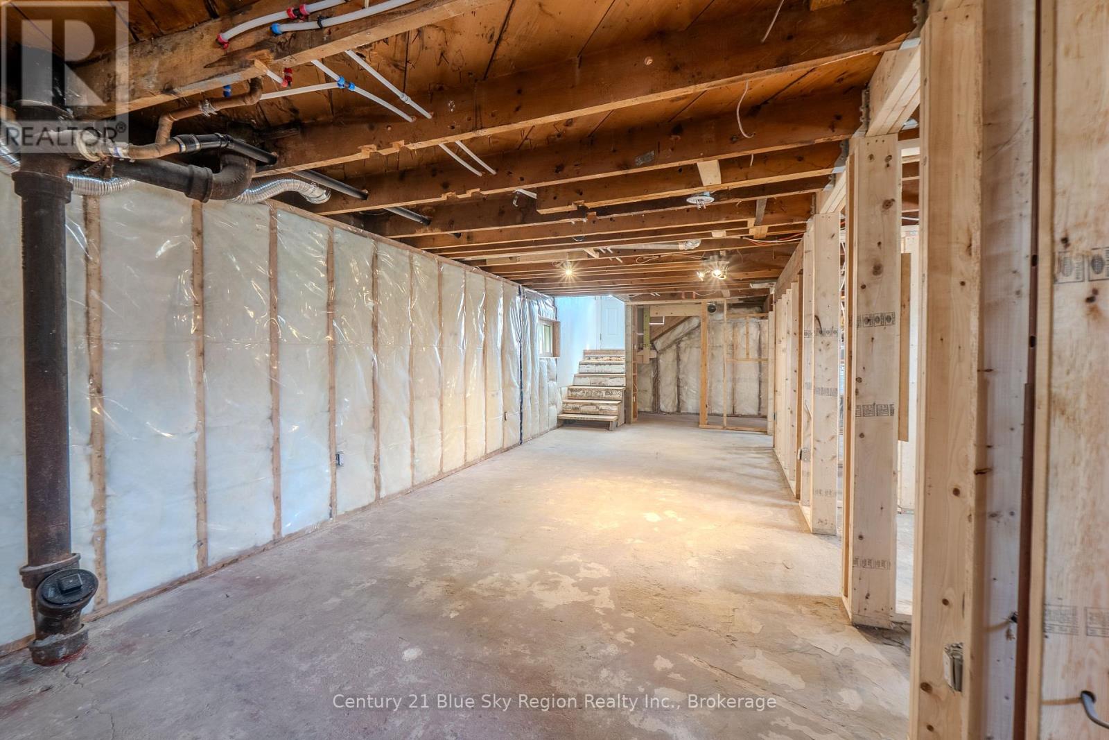 452 KING STREET W - 29