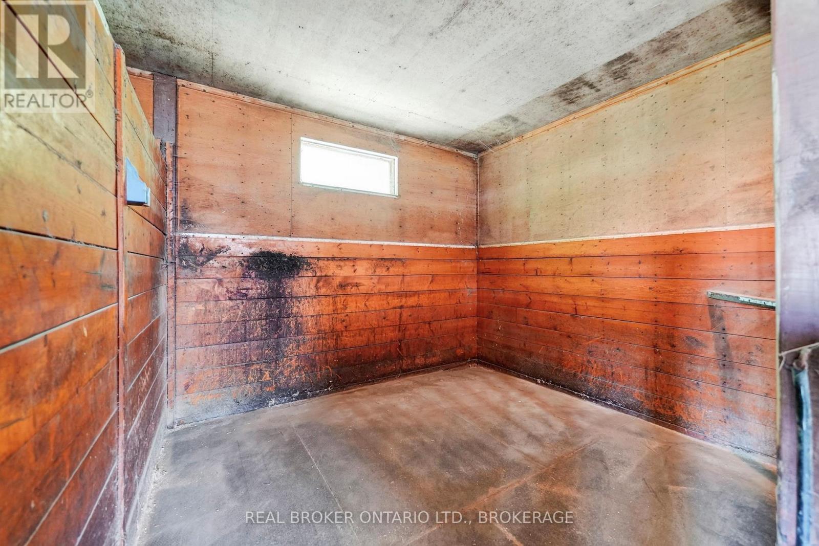 15380 NORTH LUNENBURG ROAD W - Image 27
