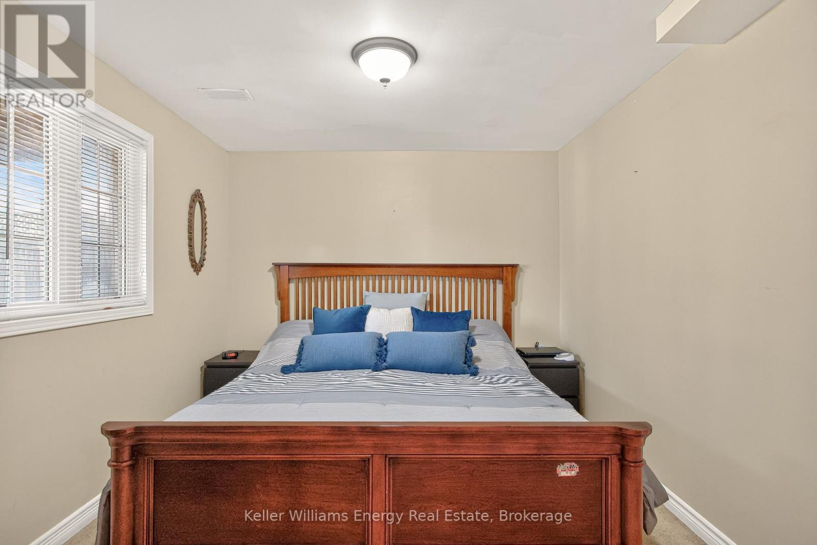 4 HOLMAN COURT - Image 29
