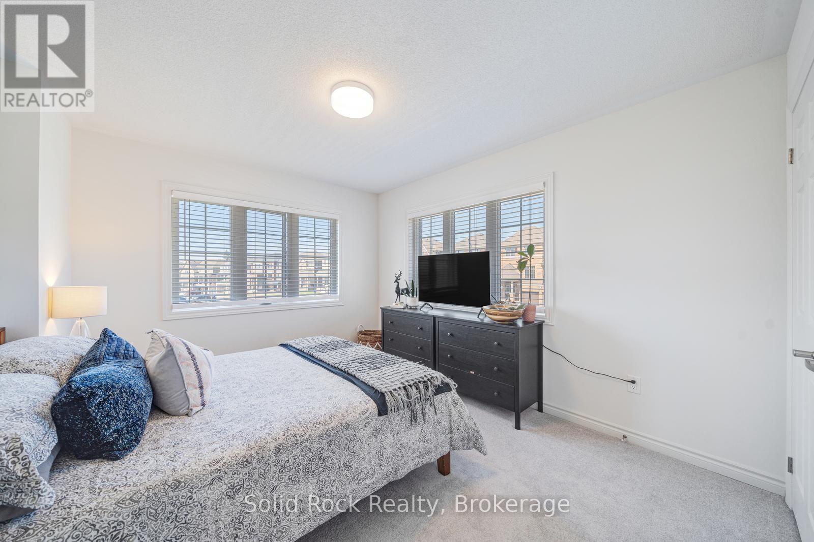 415 TREVOR STREET - 36