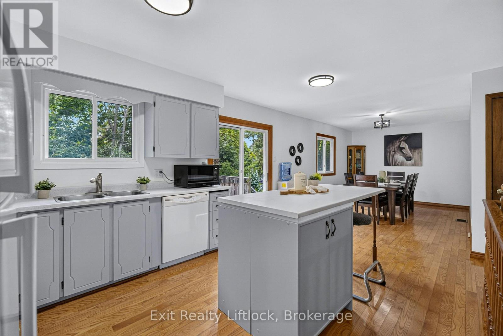 3 BASSWOOD STREET - 13