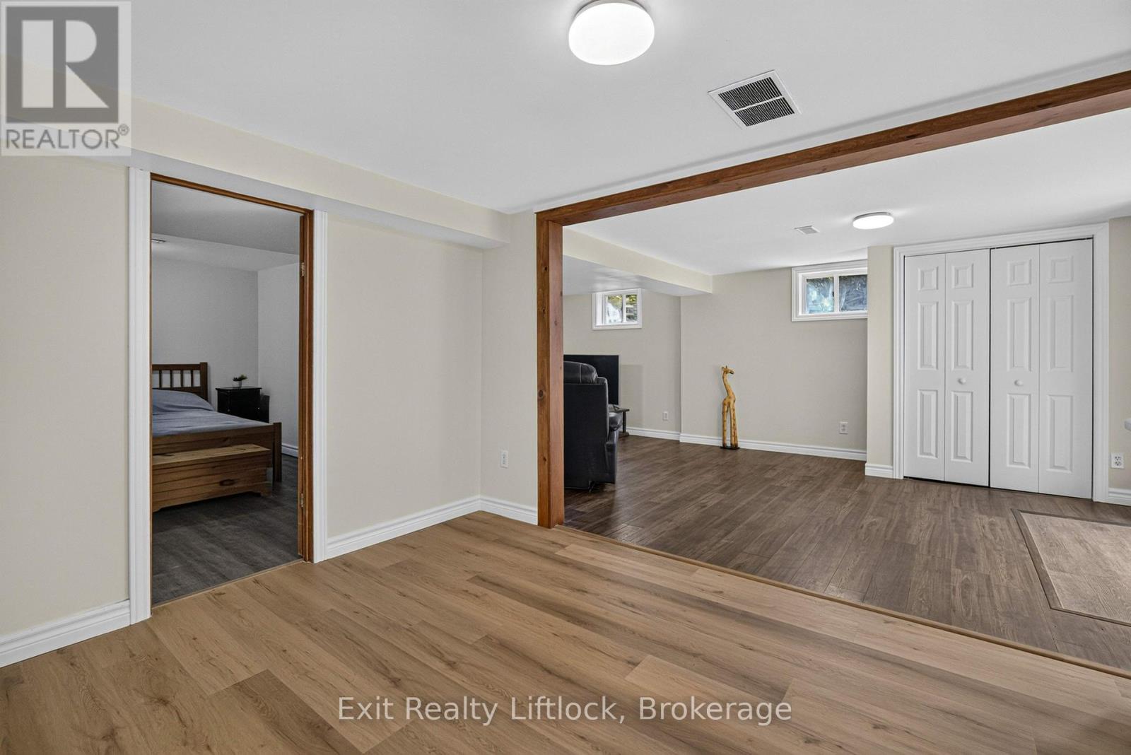 3 BASSWOOD STREET - 24
