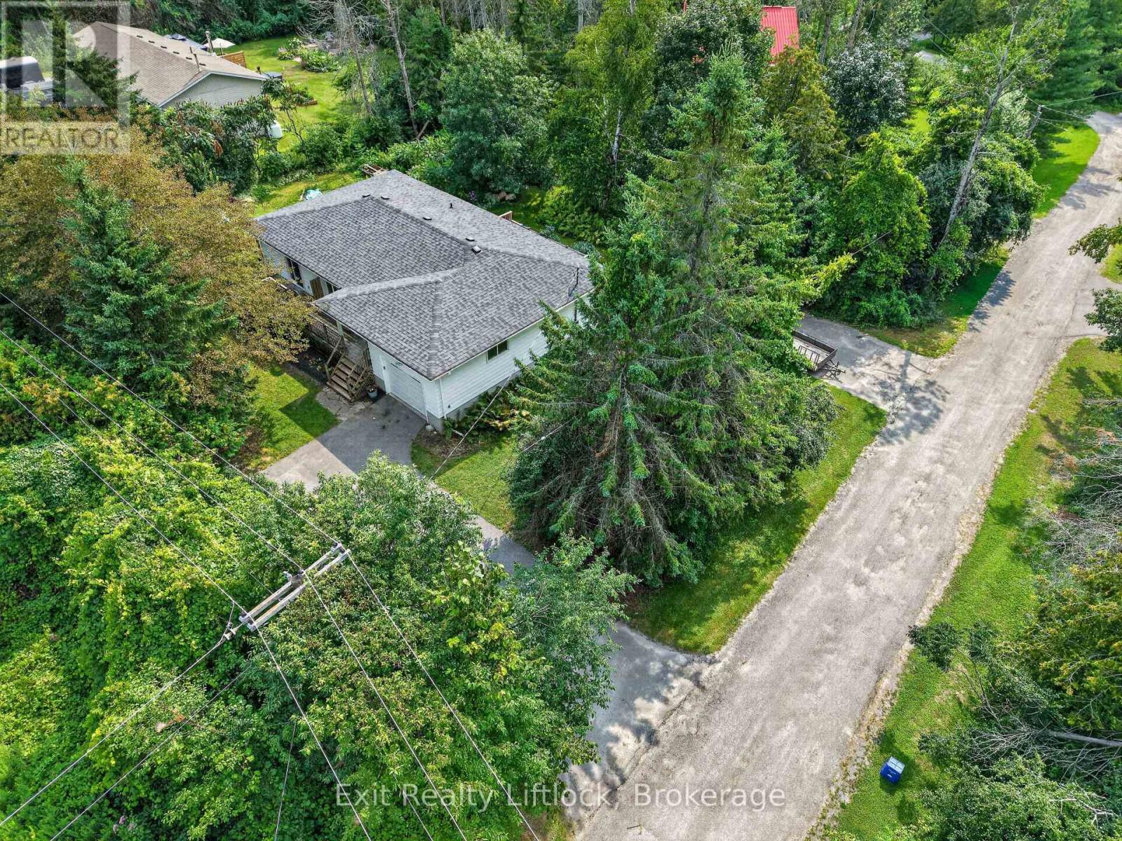 3 BASSWOOD STREET - Image 3