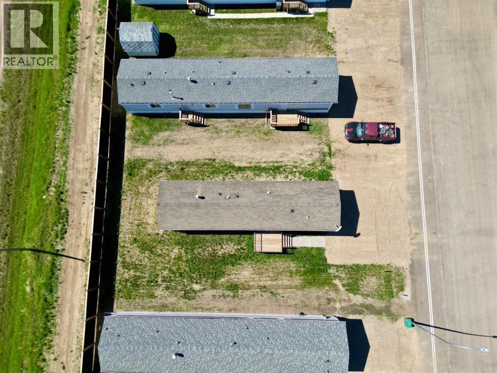 10413 110 Ave - 7