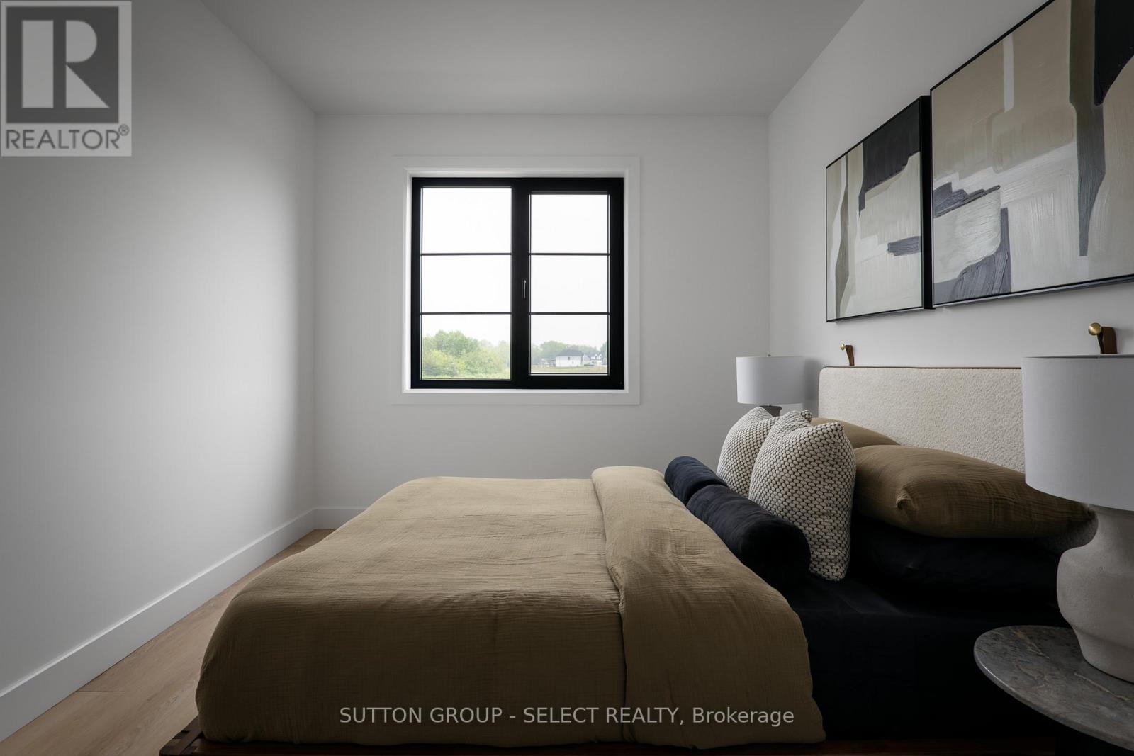 23 OPTIMIST DRIVE - Image 20