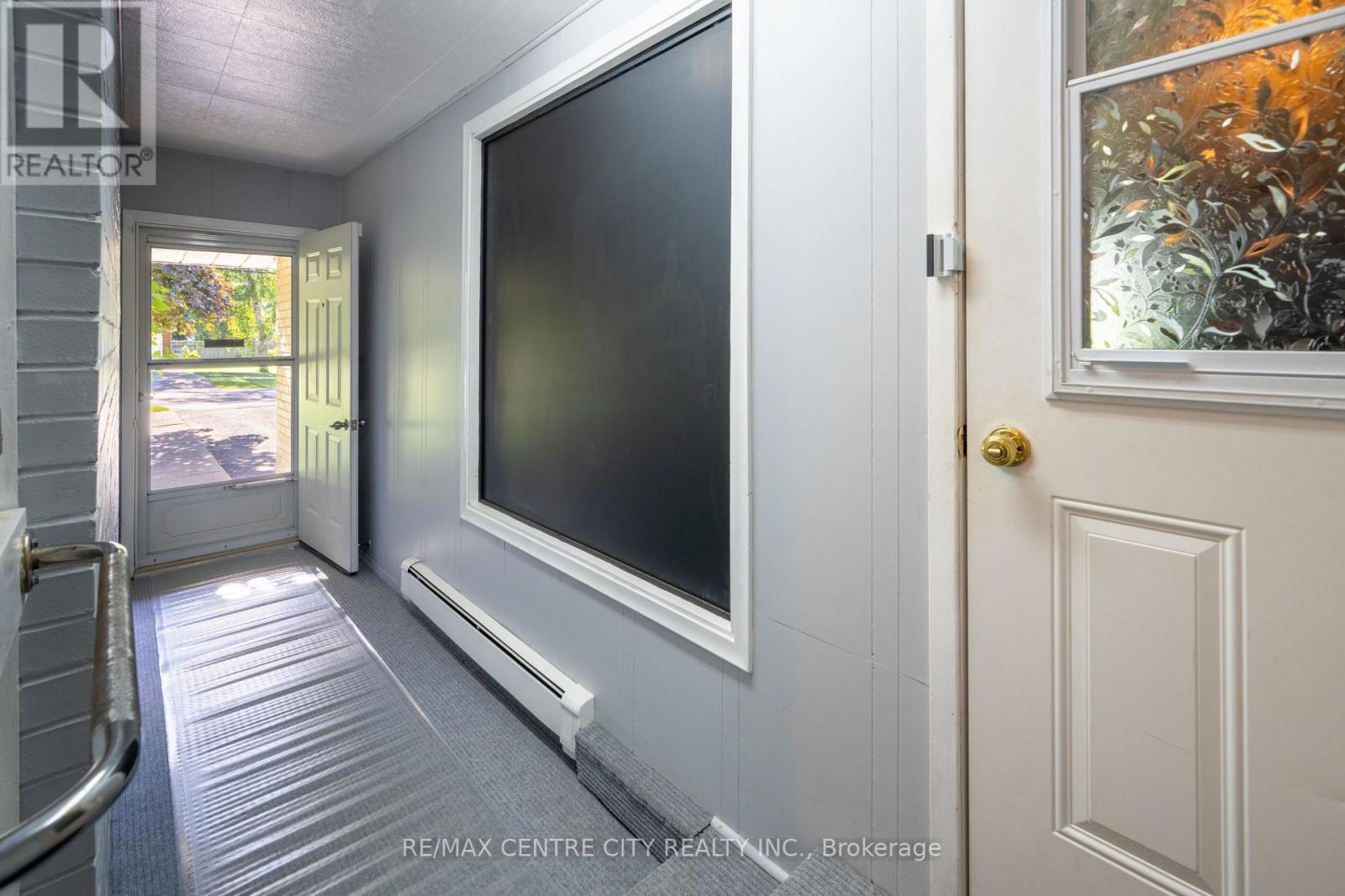 245 DOMINION STREET - 9