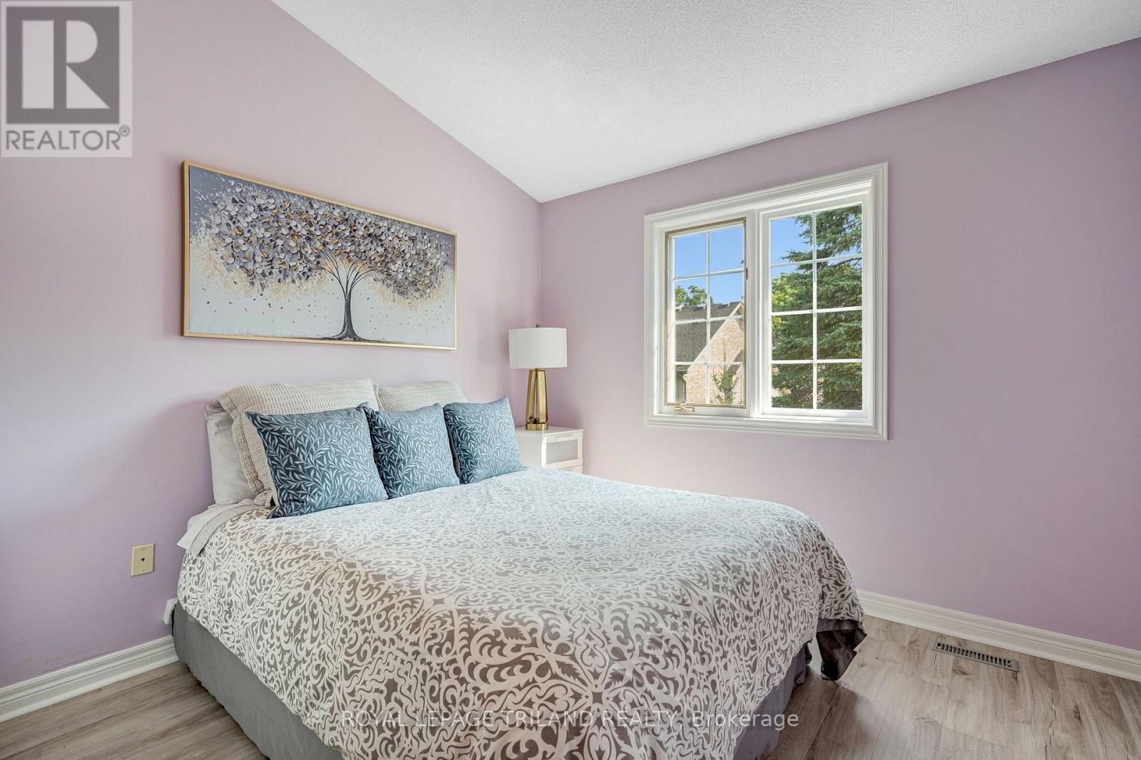 #39 519 RIVERSIDE DRIVE - 17