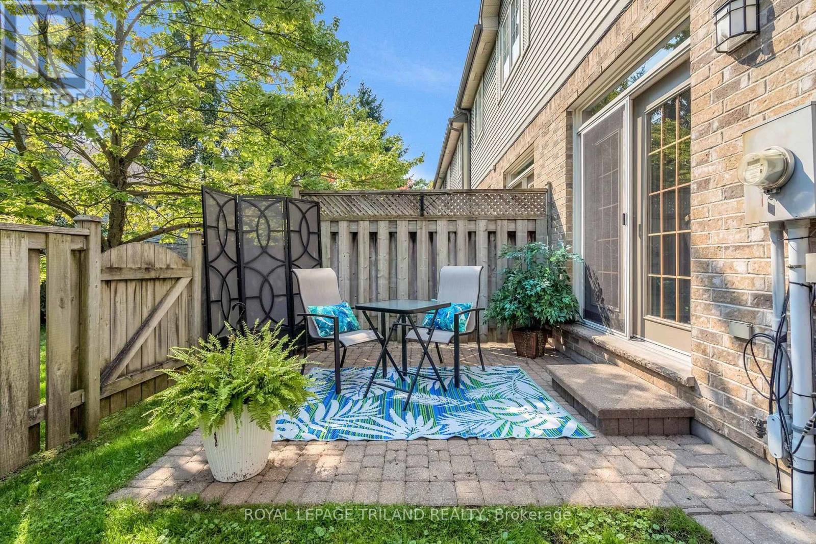 #39 519 RIVERSIDE DRIVE - 24