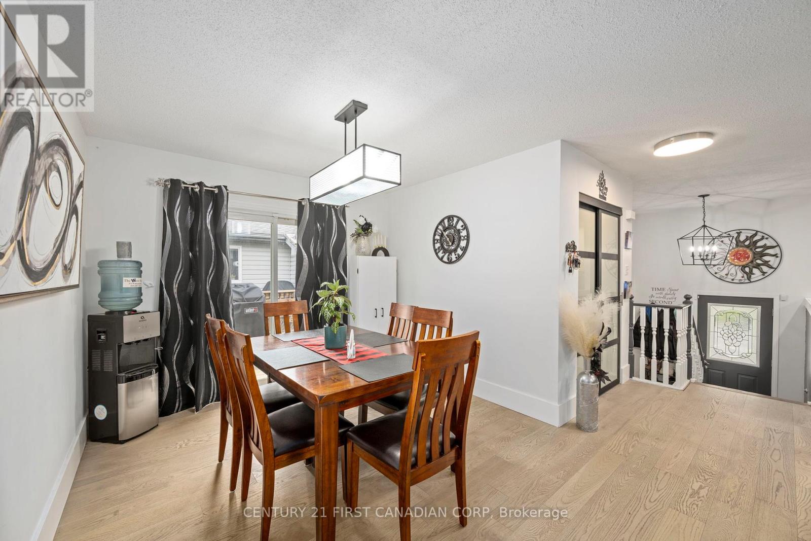 902 RAILTON AVENUE - Image 11