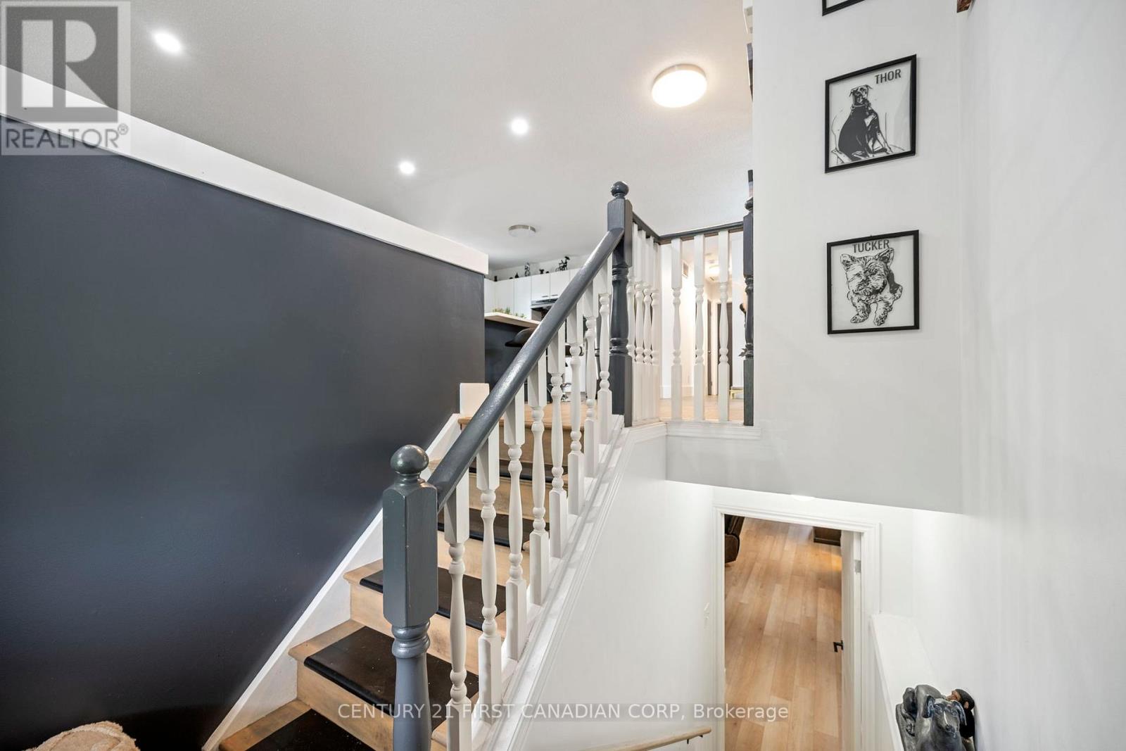 902 RAILTON AVENUE - 3