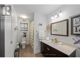 Family room - 902 Railton Avenue, London East, ON N5V4V9 Photo 13