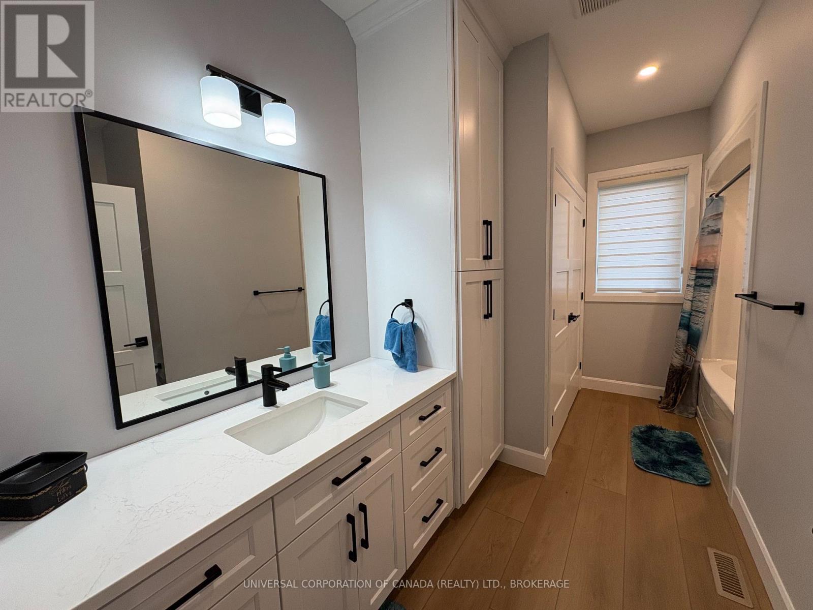 63 REBECCA DRIVE - Image 17